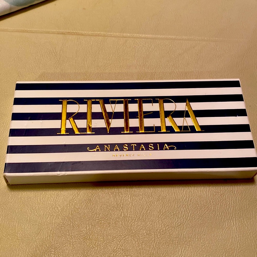Anastasia Beverly Hills Riviera Eyeshadow Palette